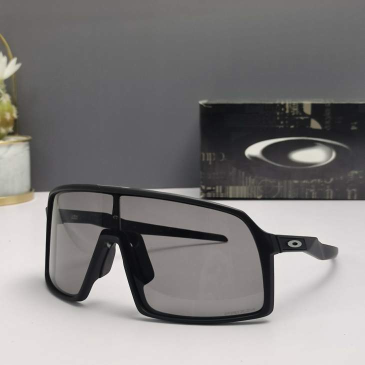 Picture of Oakley Sunglasses _SKUfw66124035fw